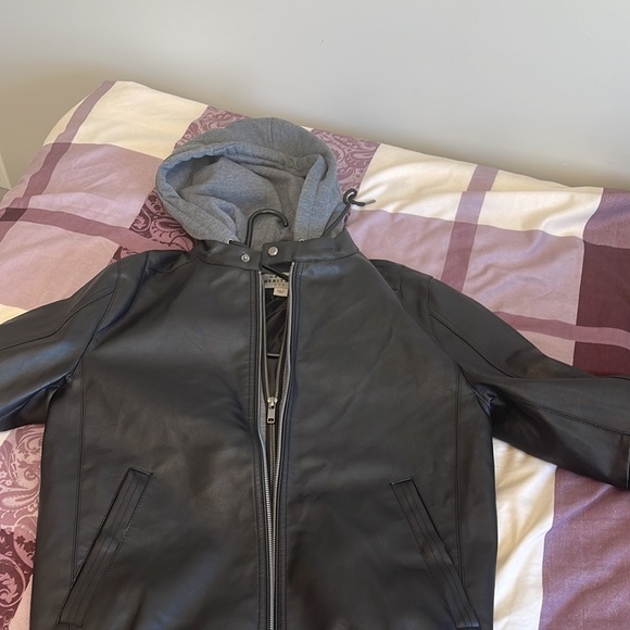 It’s a leather jacket from urban heritage size s men, brand new jacket - Picture 3 of 3